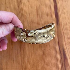 3 for 15$! Vintage Cream and Brown Swirled Plastic Cuff Bracelet